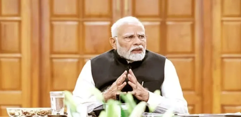 પીએમ મોદીએ જયપ્રકાશ નારાયણ અને નાનાજી દેશમુખને શ્રદ્ધાંજલિ આપી