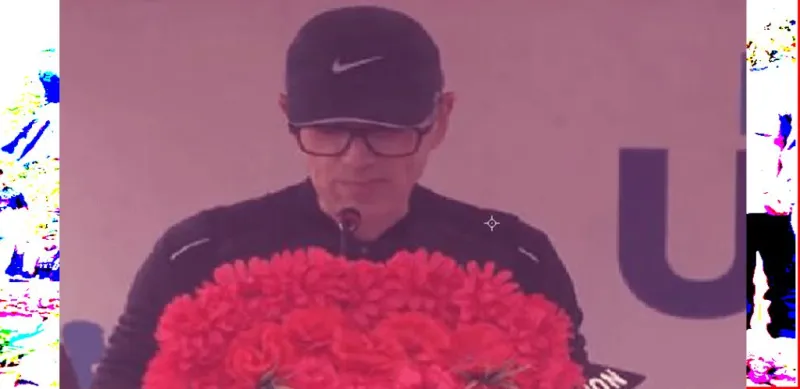 જમ્મુ  કાશ્મીર : મુખ્યમંત્રી ઓમર અબ્દુલ્લાએ રાષ્ટ્રીય એકતા દિવસ પર 'રન ફોર યુનિટી'ને લીલી ઝંડી આપી