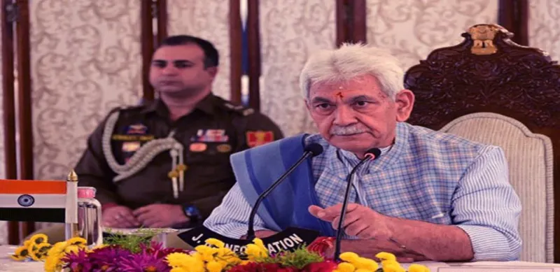 એલજી મનોજ સિંહાએ કાશ્મીરમાં સુરક્ષા અને વિકાસની સમીક્ષા કરી