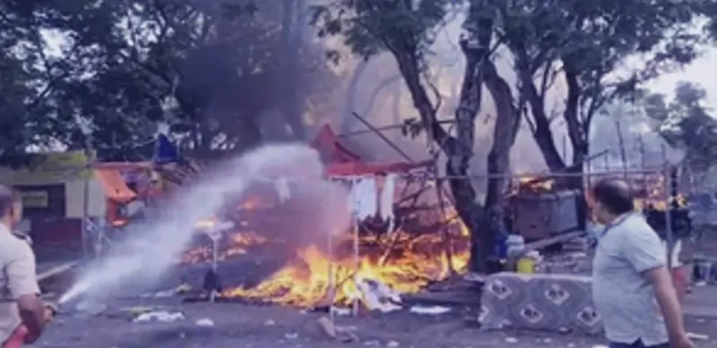 ઝારખંડ : બોકારોમાં ફટાકડાની દુકાનોમાં ભીષણ આગ,  30 જેટલી દુકાનો બળીને ખાખ