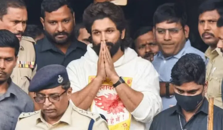 લોકપ્રિય અભિનેતા અલ્લુ અર્જુન જેલમાં એક રાત વિતાવ્યા બાદ મુક્ત થયો