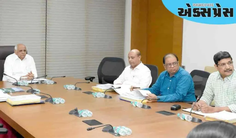 મુખ્યમંત્રીની ઉપસ્તિથીમાં ગુજરાત સ્ટેટ રોડ ડેવલપમેન્ટ કોર્પોરેશનની ઉચ્ચસ્તરીય બેઠક સંપન્ન