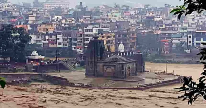 હિમાચલ પ્રદેશમાં મોન્સૂનના કહેરથી 320 લોકોએ જીવન ગુમાવ્યા, વ્યાપક વિનાશ અને અર્થતંત્રને ફટકો 