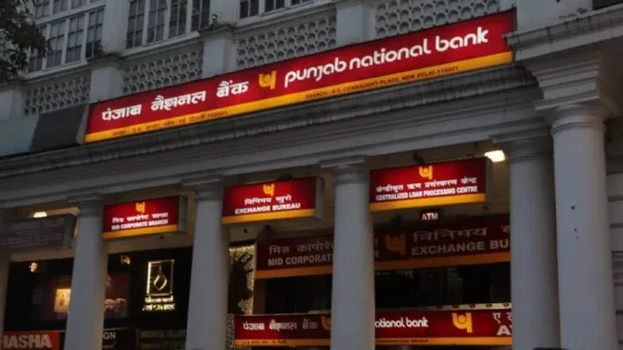 Bank Locker Theft: દિલ્હીની બેંકના લોકરમાંથી લાખોના ઘરેણાં ગાયબ