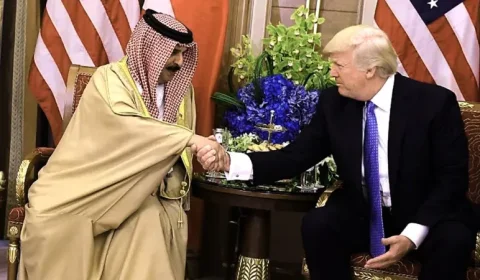 ઈરાન પર ઈઝરાયેલ-અમેરિકાના હુમલા: ડોનાલ્ડ ટ્રમ્પની આરબ નેતાઓ સાથે વાતચીત