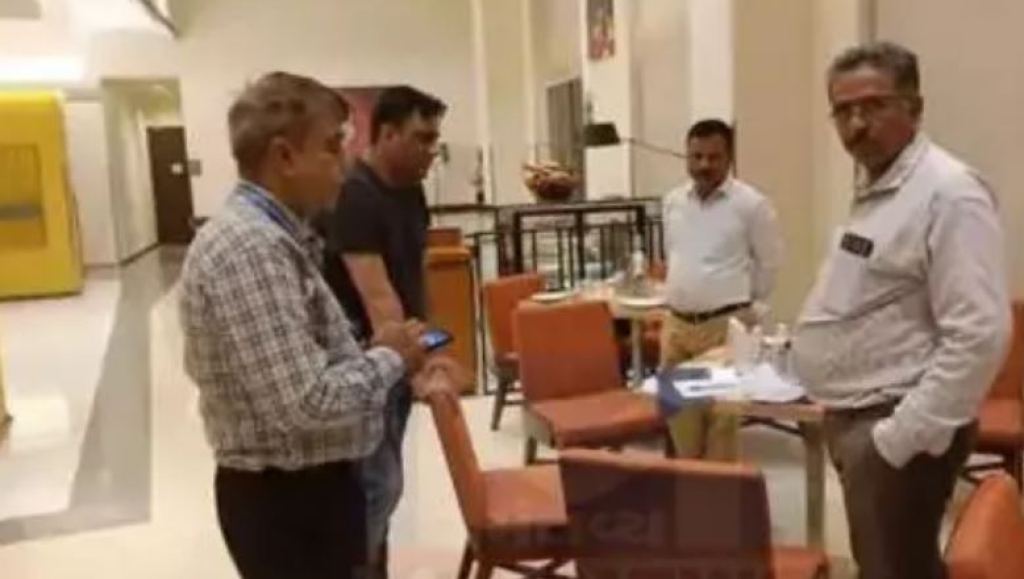 અમદાવાદ : અમદાવાદ મ્યુનિસિપલ કોર્પોરેશને 4-સ્ટાર હોટલ સામે કરી મોટી કાર્યવાહી 