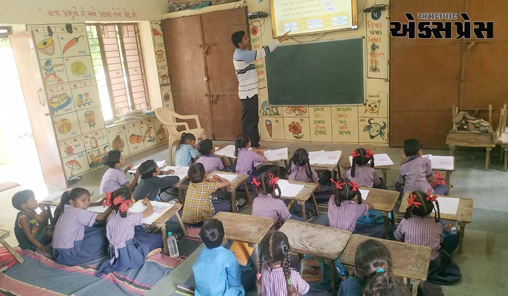 અદાણી ફાઉન્ડેશને મણીનગર(રાસ)ની શાળાને ‘સ્માર્ટ સ્કૂલ’ બનાવી!