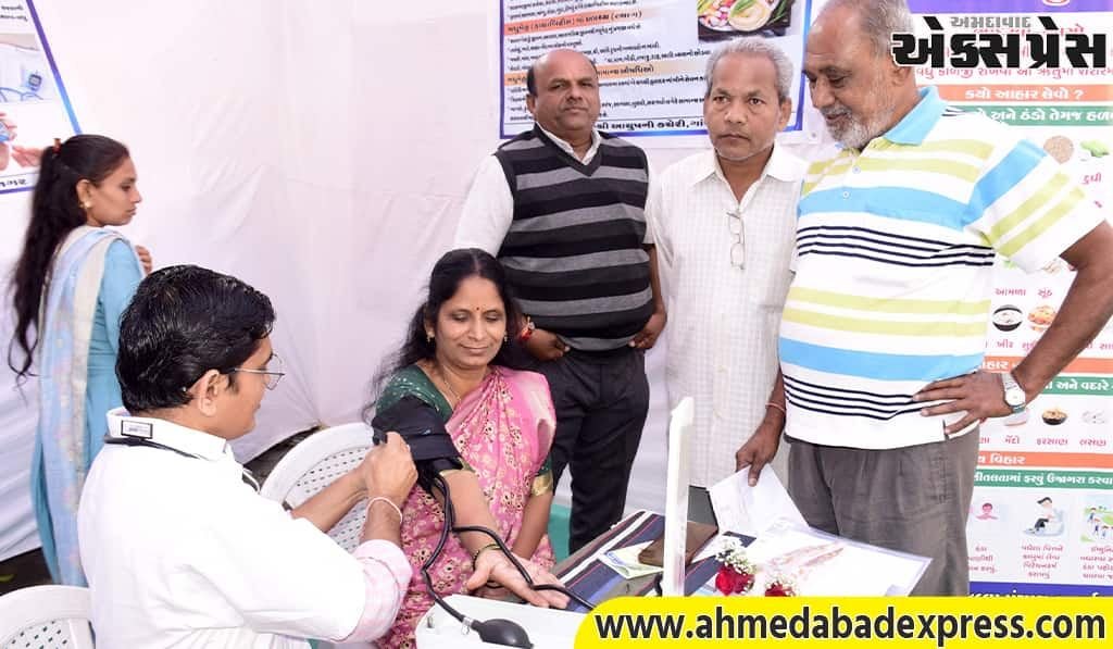 રાજપીપલા ખાતે આયુષ મેળાનું આયોજન: મોટી સંખ્યામાં નાગરિકોએ આયુર્વેદ અને યોગનો લાભ લીધો