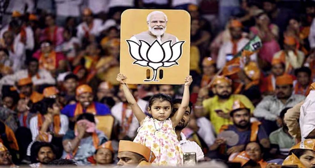 BJP ગુજરાતમાં તમામ 26 બેઠકો જીતવા માટે તૈયાર છે: એક્ઝિટ પોલ્સે ક્લીન સ્વીપની આગાહી કરી  - Ahmedabad Express