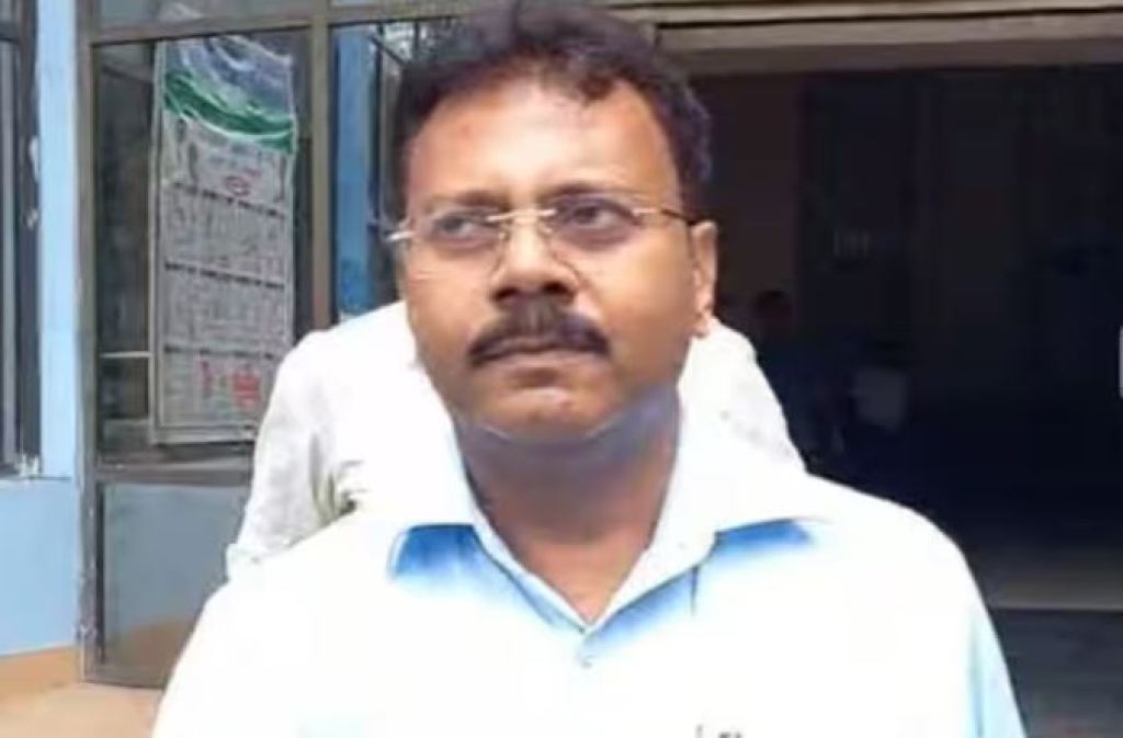 Kolkata Rape Case : પૂર્વ પ્રિન્સિપાલ ઘોષ અને 4 ડોકટરો કરાવશે પોલીગ્રાફ ટેસ્ટ, CBIને કોર્ટમાંથી મંજૂરી મળી