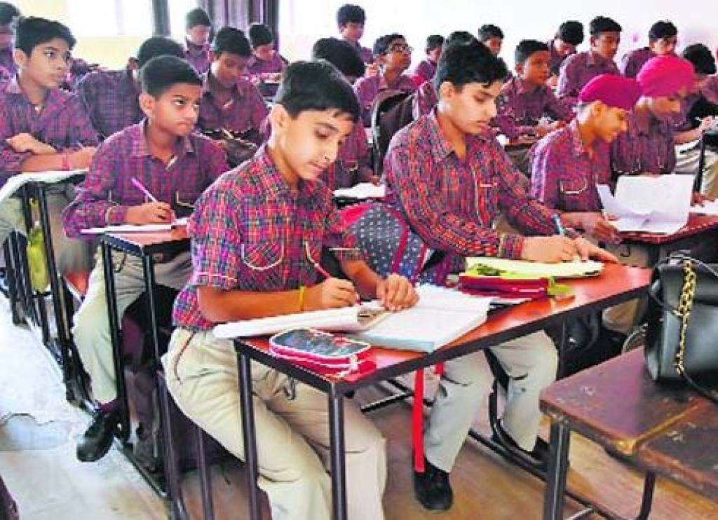 ગુજરાત હાઈકોર્ટે ખાનગી શાળાઓ અંગે મહત્વનો ચુકાદો આપ્યો