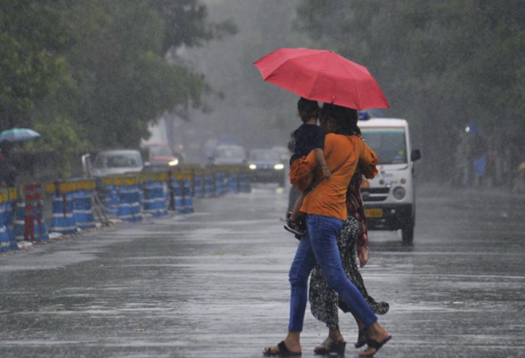 Cyclone Remalના ખતરા વચ્ચે IMDએ ત્રિપુરાના  જિલ્લાઓ માટે રેડ એલર્ટ જારી કર્યું