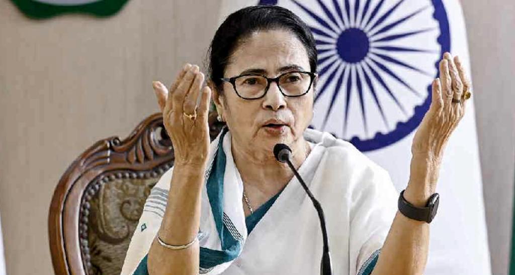 મમતા બેનર્જીએ મનરેગા ફંડ પર પીએમ મોદીના હસ્તક્ષેપની માંગ કરી