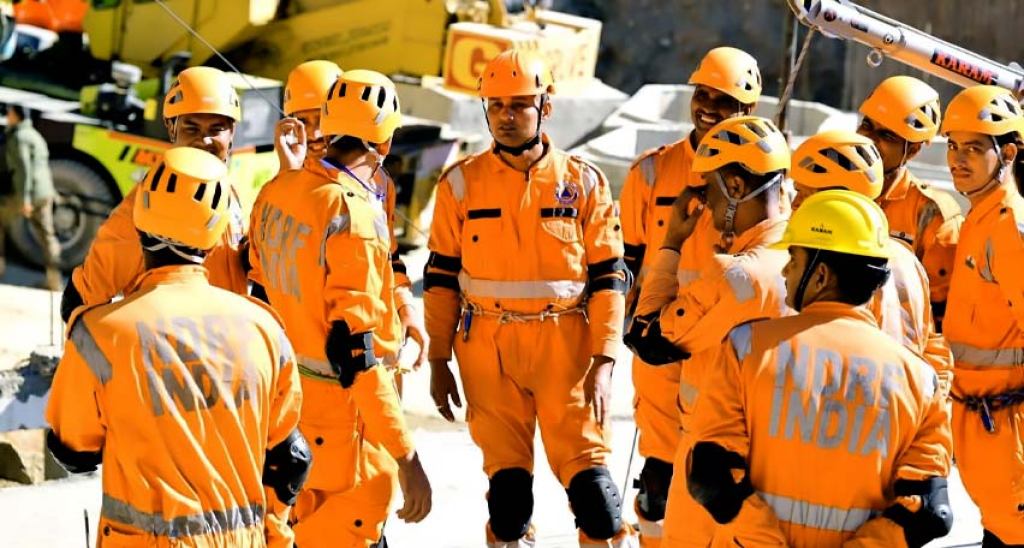 NDRFની ટીમ ઉત્તરાખંડના પૌડી ગઢવાલ જવા રવાના, જંગલમાં ફરી આગનો ખતરો