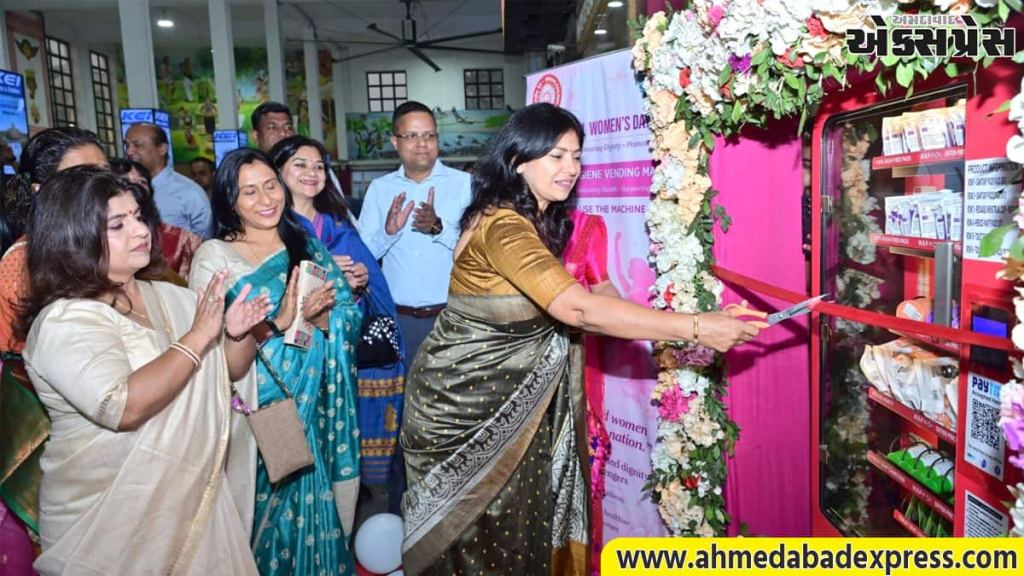 આંતરરાષ્ટ્રીય મહિલા દિવસે NFR ની પહેલ: સ્ટેશન પર હવે સસ્તા દરે મળશે ગુણવત્તાયુક્ત સ્વચ્છતા ઉત્પાદનો - Ahmedabad Express