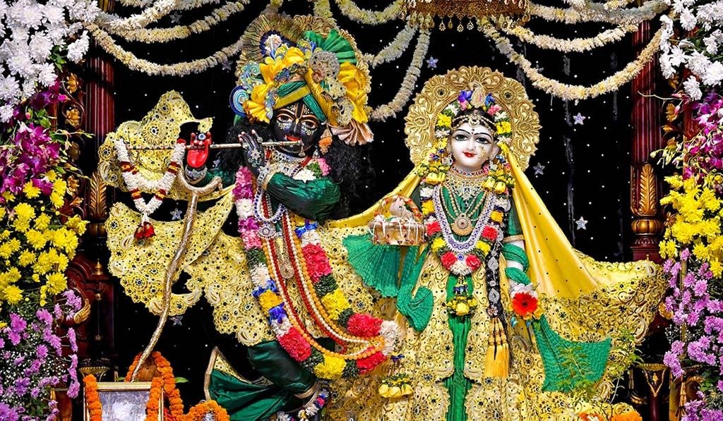 પાનીહાટી ચિડા – દહીં મહોત્સવ ની હરે કૃષ્ણ મંદિર, ભાડજ ખાતે 1000 કિલો કેરી મનોરથ સાથે થનાર ઉજવણી