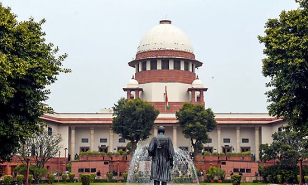 Loksabha Election 2024; સુપ્રીમ કોર્ટે  VVPAT સ્લિપ કાઉન્ટિંગ અરજી પર ECI નો જવાબ માંગ્યો