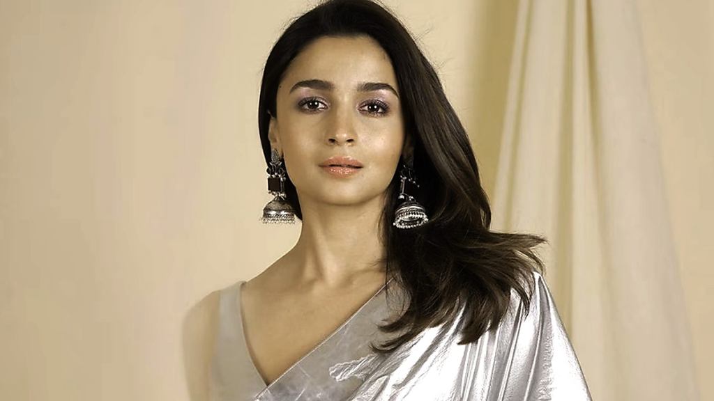 Alia Bhatt at BAFTA: આલિયા ભટ્ટ 79મા બાફ્ટા એવોર્ડ્સમાં આપશે પ્રેઝન્ટેશન