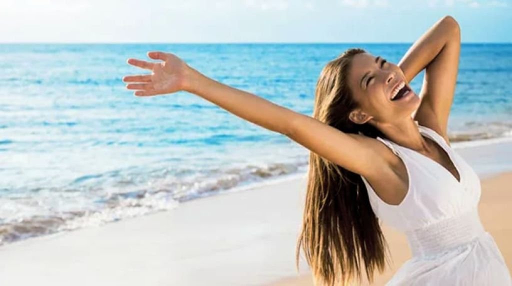 મહિલાઓ માટે ચાણક્ય નીતિ: સારી ટેવો રાણી બનાવે, ખરાબ ભિખારી