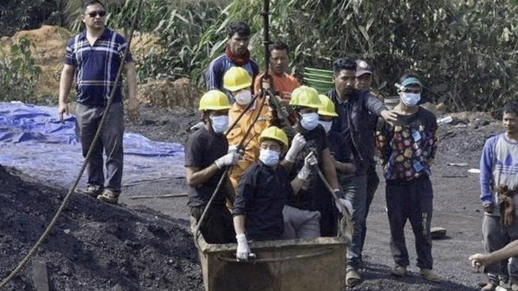 મેઘાલય: ગેરકાયદે કોલસાની ખાણમાં વિસ્ફોટથી 28 મજૂરોના મોત, ગુજરાતી સમુદાય શોકમાં