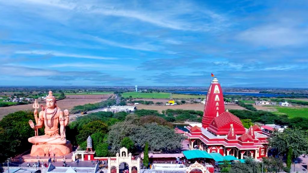 નાગેશ્વર જ્યોતિર્લિંગ: જ્યારે રાક્ષસને મારવા શિવે લીધું જ્યોતિર્લિંગનું રૂપ, જાણો શું છે નાગેશ્વર જ્યોતિર્લિંગની કથા