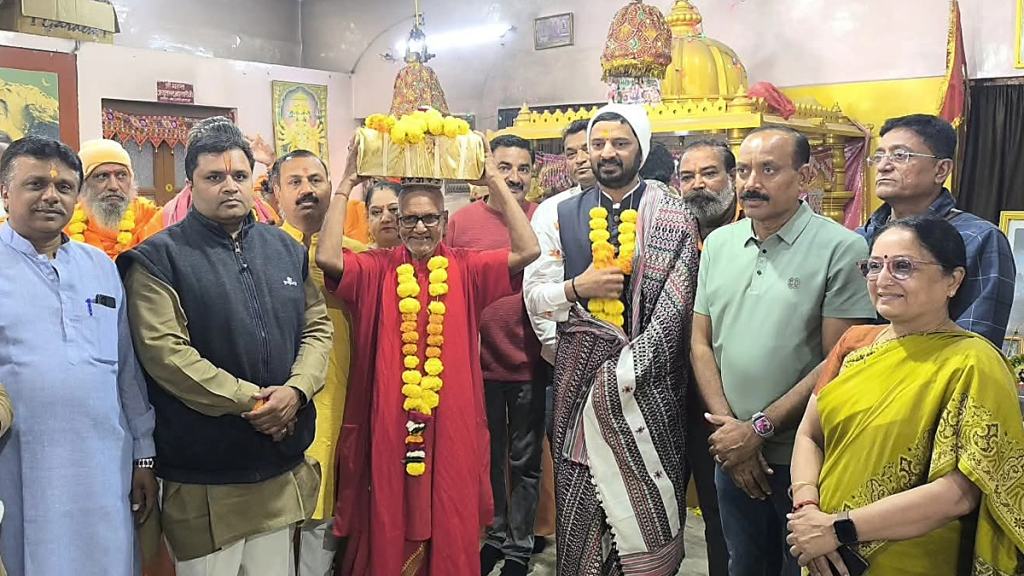 જૂનાગઢ ના જટાશંકર માં દેવી ભાગવત કથાનો મંગલ પ્રારંભ