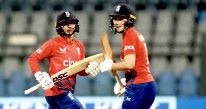 ઈંગ્લેન્ડ વુમન્ વિ ઇન્ડિયા વુમન્સ T20I: સોફી એક્લેસ્ટોનની ત્રણ વિકેટની મદદથી ઈંગ્લેન્ડ 38 રને જીત્યું  