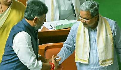 કર્ણાટક કેબિનેટ વિસ્તરણ: 24 ધારાસભ્યોએ આજે મંત્રી તરીકે શપથ લેશે 