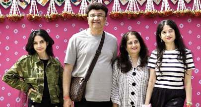 મ્યુઝિક કમ્પોઝર-સિંગર અનુ મલિક જામનગરમાં પ્રિ-વેડિંગ સેલિબ્રેશનમાં જોડાયા