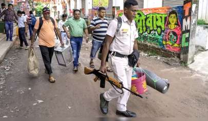 West Bengal panchayat polls: : હિંસા અને વિક્ષેપિત મતદાન વચ્ચે પશ્ચિમ બંગાળમાં પંચાયત ચૂંટણી