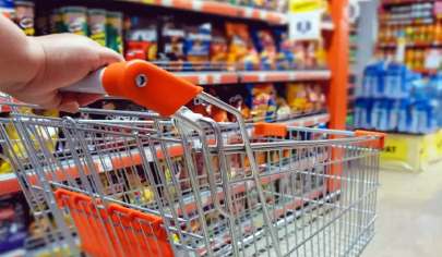 FMCG સેગમેન્ટમાં અંબાણી આંચકો આપવાની તૈયારીમાં , તેલ, સાબુથી લઈને ઠંડા પીણા સુધીની દરેક વસ્તુ સસ્તામાં