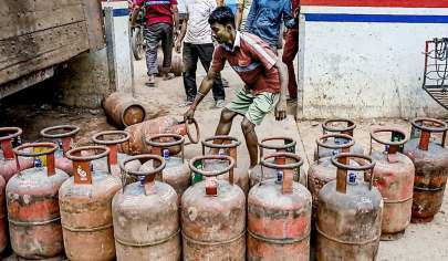 મોના ખંધારની સ્પષ્ટતા: LPG ગ્રાહકો માટે PNG કન્વર્ઝન અને હેલ્પલાઇન