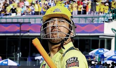 MS Dhoni એ સંજુ સેમસન અને શિવમ દુબેનું કર્યું સન્માન; ચેપૌકમાં ગુંજ્યું 'ROAR 2026'